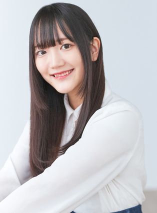 菱川 花菜の写真