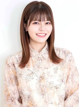 鈴代 紗弓の写真